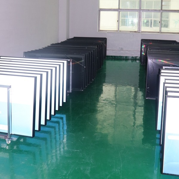 高亮櫥窗機(jī)老化